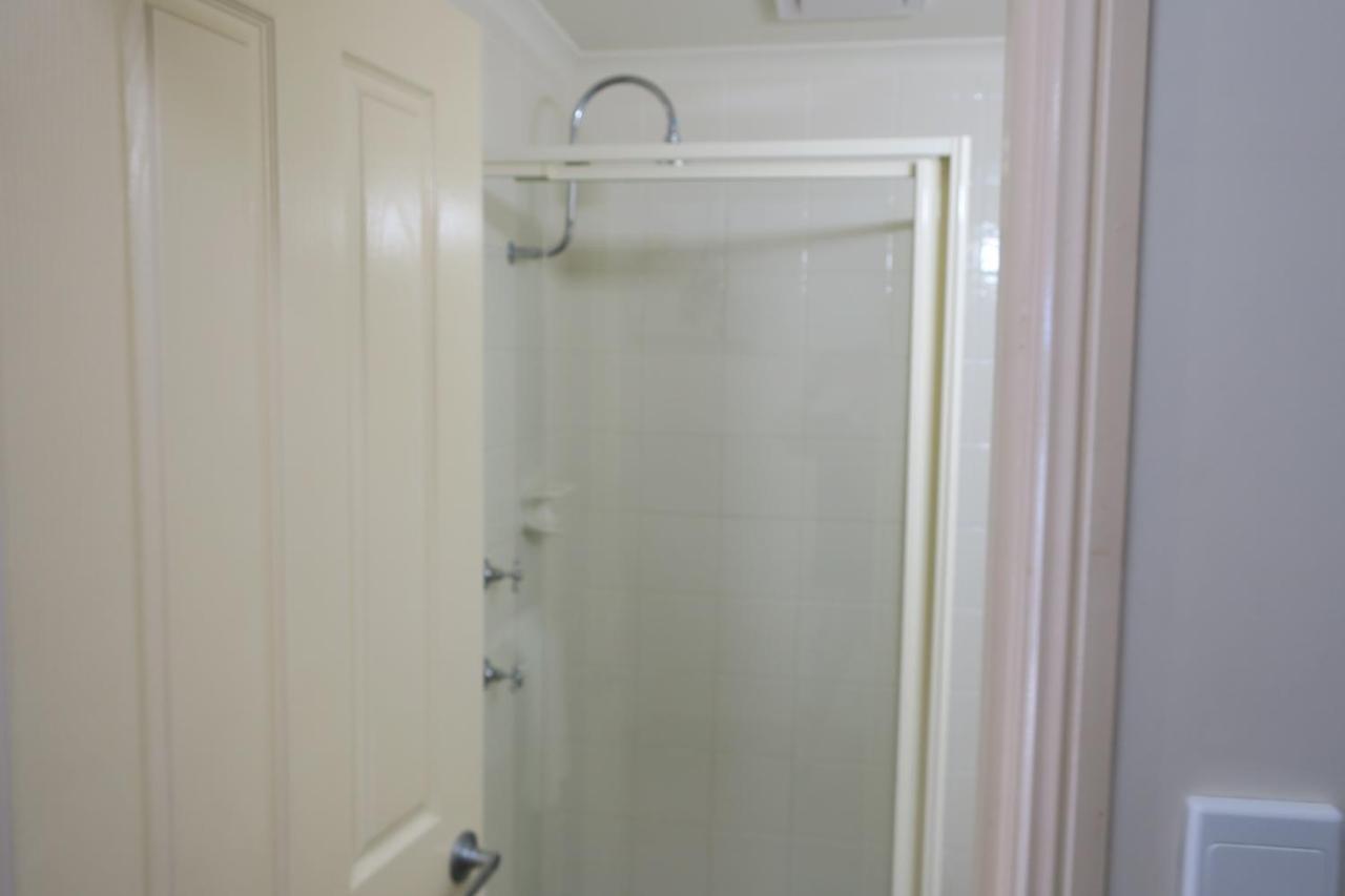 Caboolture Central Motor Inn, Sure Stay Collection By BW Exterior foto