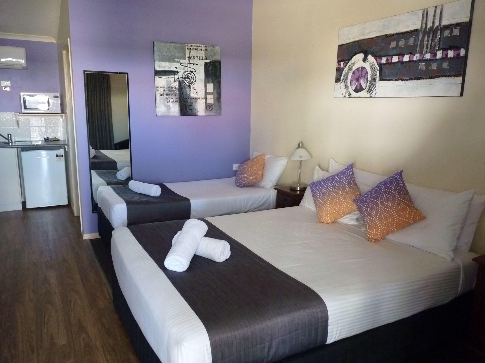 Caboolture Central Motor Inn, Sure Stay Collection By BW Exterior foto