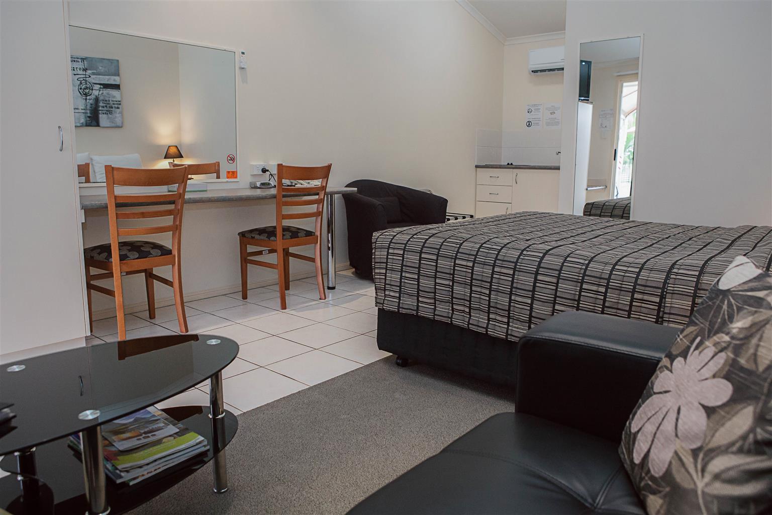 Caboolture Central Motor Inn, Sure Stay Collection By BW Exterior foto